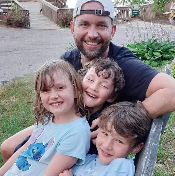 Meet your Posher, Peter - Picture 1 of 1